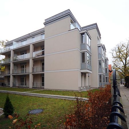Very Berry - Orzeszkowej 10 - Mtp Apartment, Parking, Balcony, Check In 24H Poznan Luaran gambar