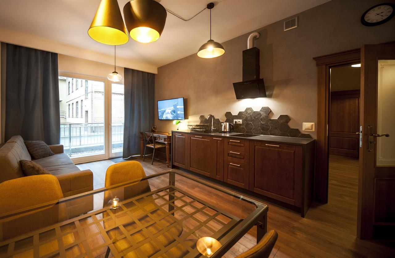 Very Berry - Orzeszkowej 10 - Mtp Apartment, Parking, Balcony, Check In 24H Poznan Luaran gambar